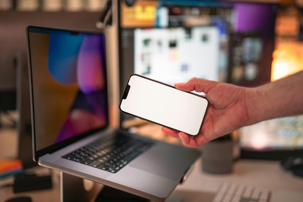 How to Create an Outdoor Entertaining Area with String Lights?